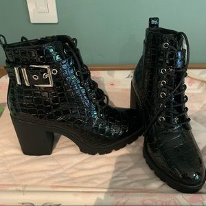 Women’s boots